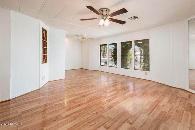 650 S PARK VIEW Circle, Mesa, AZ 85208