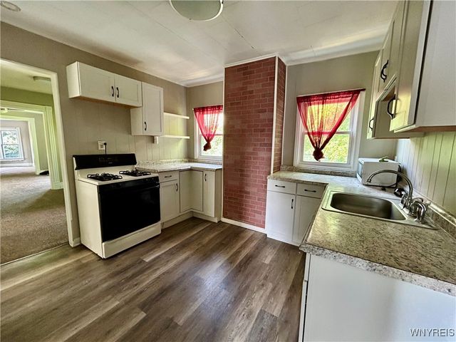 499 West Avenue UPPER, Buffalo, NY 14213