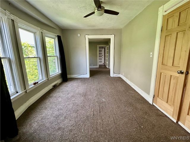 499 West Avenue UPPER, Buffalo, NY 14213