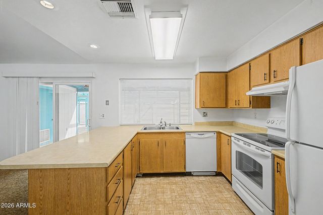 5635 W BROWN Street, Glendale, AZ 85302