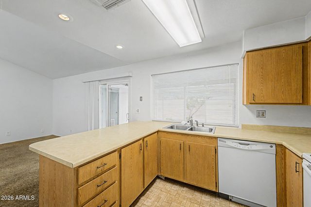 5635 W BROWN Street, Glendale, AZ 85302