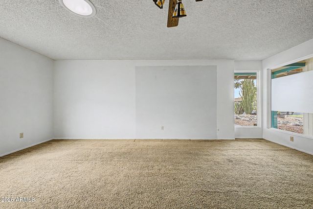 5635 W BROWN Street, Glendale, AZ 85302