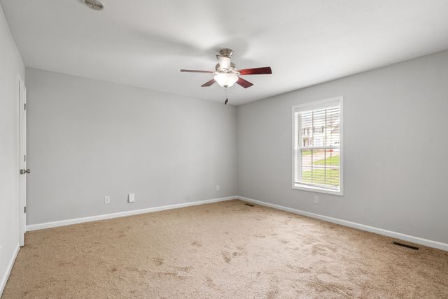 3366 N Henderson Way, Clarksville, TN 37042