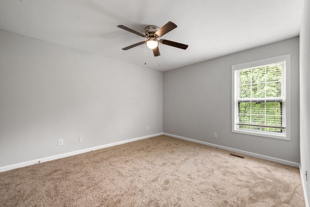 3366 N Henderson Way, Clarksville, TN 37042