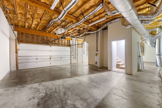 3366 N Henderson Way, Clarksville, TN 37042