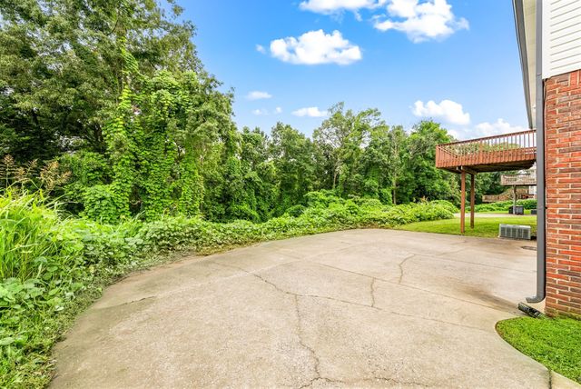 3366 N Henderson Way, Clarksville, TN 37042