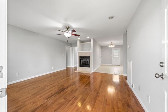 3366 N Henderson Way, Clarksville, TN 37042