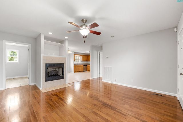 3366 N Henderson Way, Clarksville, TN 37042