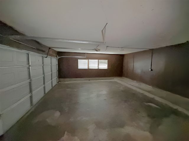 7043 E 77th Place, Tulsa, OK 74133