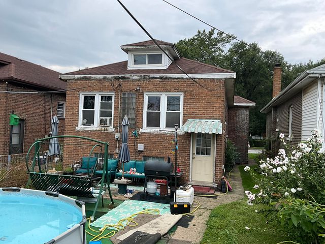 2739 New York Avenue, Whiting, IN 46394