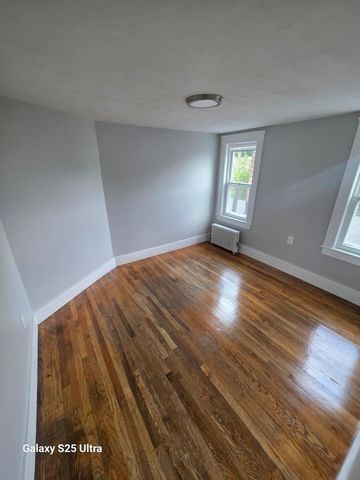 9 Pelham Ave 2, Methuen, MA 01844