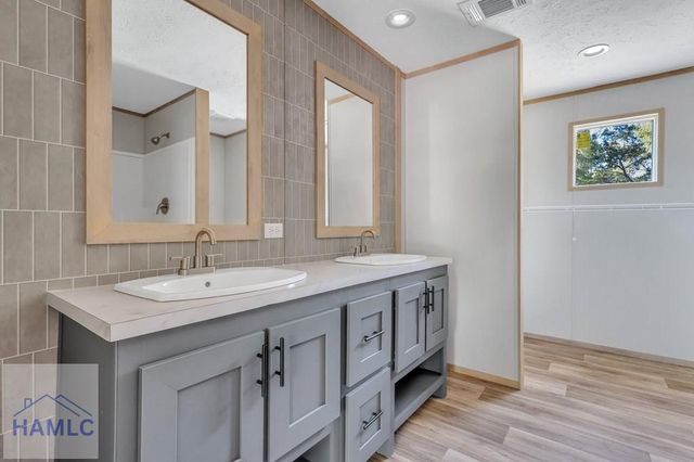 272 Three C Road, Jesup, GA 31545