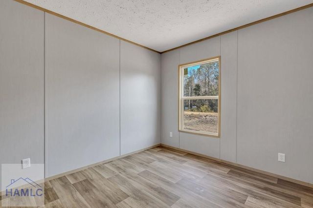 272 Three C Road, Jesup, GA 31545