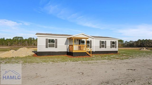 272 Three C Road, Jesup, GA 31545