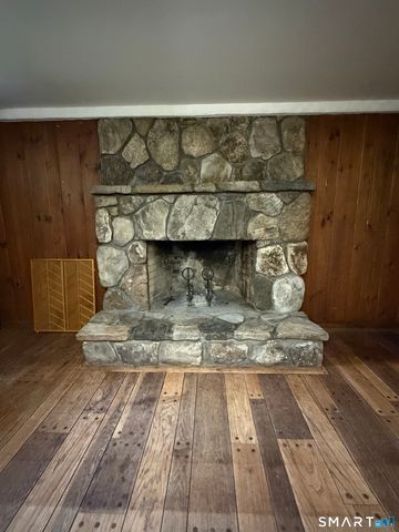 287 West Main Street, North Canaan, CT 06018