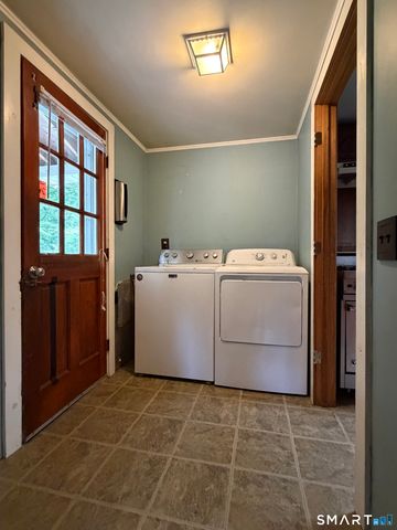 287 West Main Street, North Canaan, CT 06018