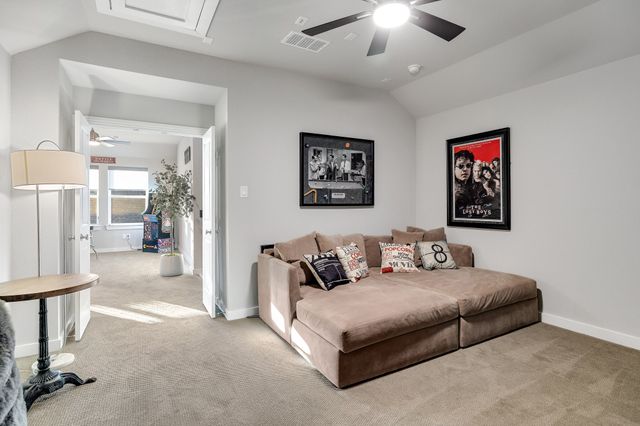 507 N Eagle Point Road, Van Alstyne, TX 75495