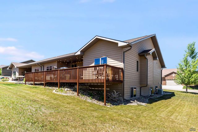 301 ENCHANTED PINES DR, Rapid City, SD 57701