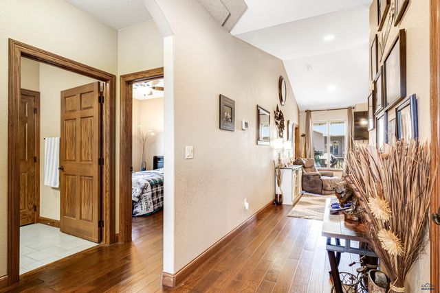 301 ENCHANTED PINES DR, Rapid City, SD 57701
