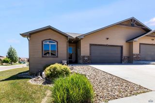 301 ENCHANTED PINES DR, Rapid City, SD 57701