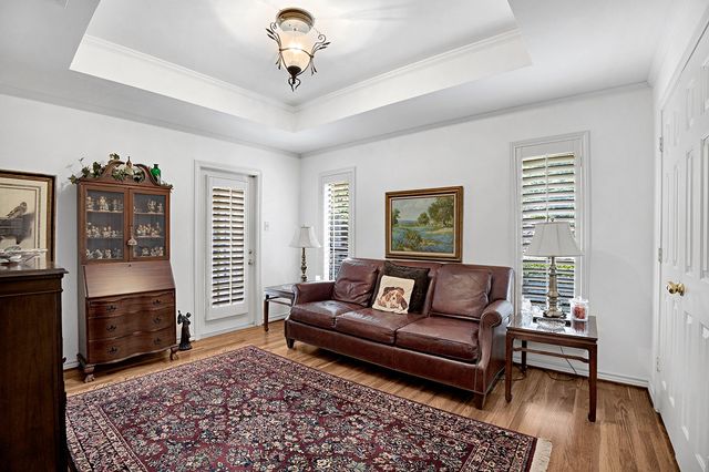 16046 Chalfont Circle, Dallas, TX 75248