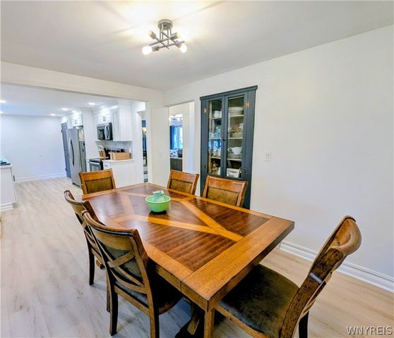 927 Pioneer Drive, North Tonawanda, NY 14120