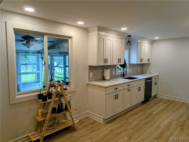 927 Pioneer Drive, North Tonawanda, NY 14120