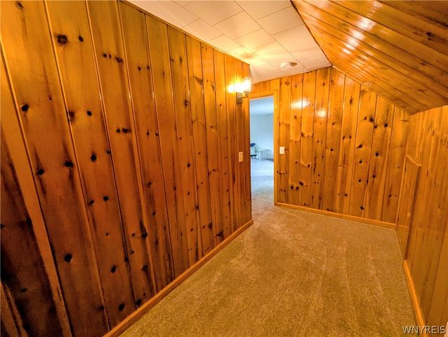 927 Pioneer Drive, North Tonawanda, NY 14120