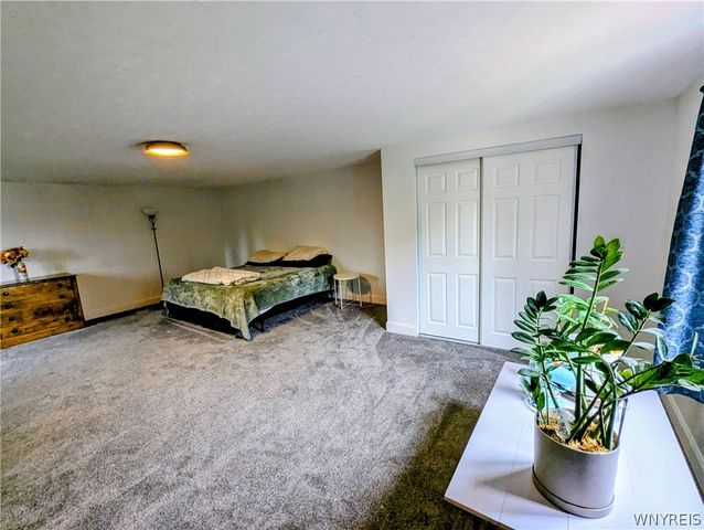 927 Pioneer Drive, North Tonawanda, NY 14120