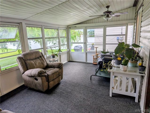 927 Pioneer Drive, North Tonawanda, NY 14120
