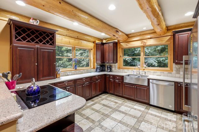 206 Big Rock Lane, Lake Lure, NC 28746