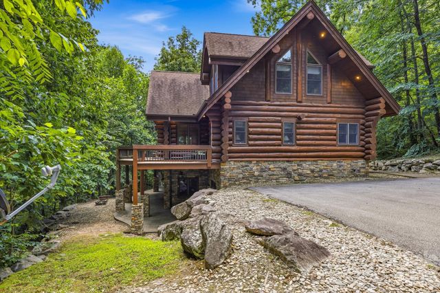 206 Big Rock Lane, Lake Lure, NC 28746