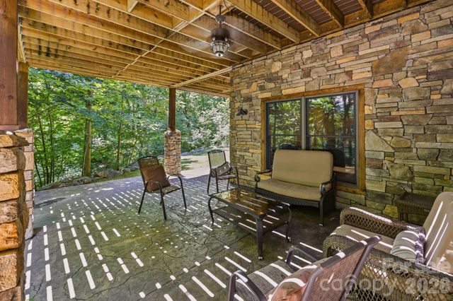206 Big Rock Lane, Lake Lure, NC 28746