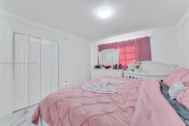 8820 SW 27th St, Miami, FL 33165