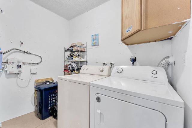 8820 SW 27th St, Miami, FL 33165
