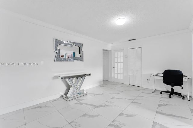 8820 SW 27th St, Miami, FL 33165