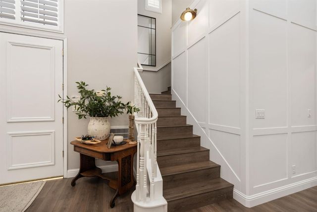 1674 E Shadow Glen Drive, Fresno, CA 93730