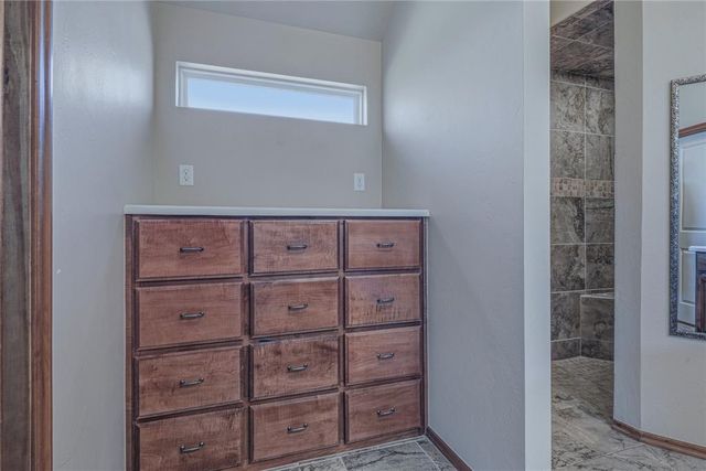 706 Sedona Drive, Norman, OK 73071