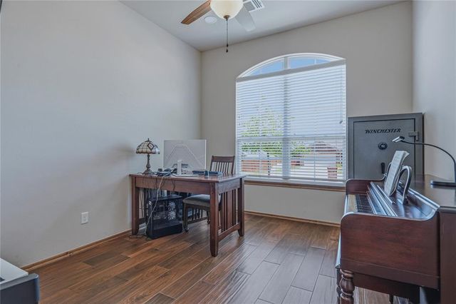 706 Sedona Drive, Norman, OK 73071