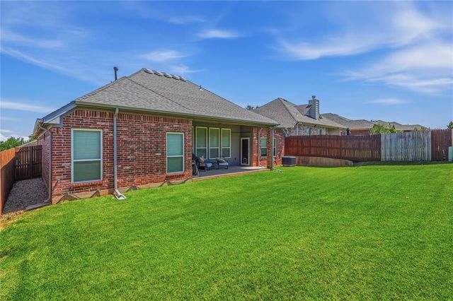 706 Sedona Drive, Norman, OK 73071