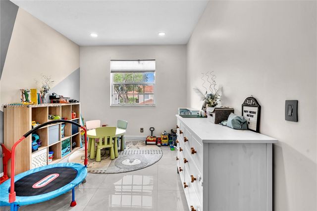 8520 Via Romana 82U, Boca Raton, FL 33496