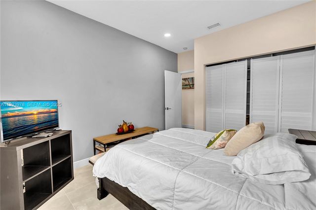 8520 Via Romana 82U, Boca Raton, FL 33496