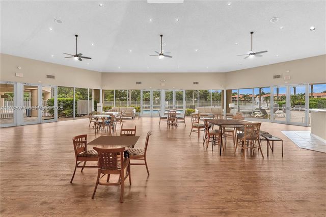 8520 Via Romana 82U, Boca Raton, FL 33496