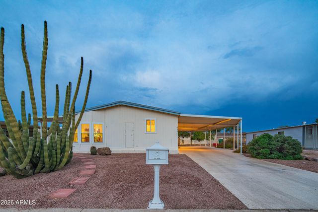 633 S 87TH Place, Mesa, AZ 85208