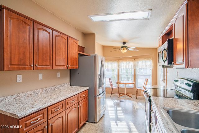 633 S 87TH Place, Mesa, AZ 85208