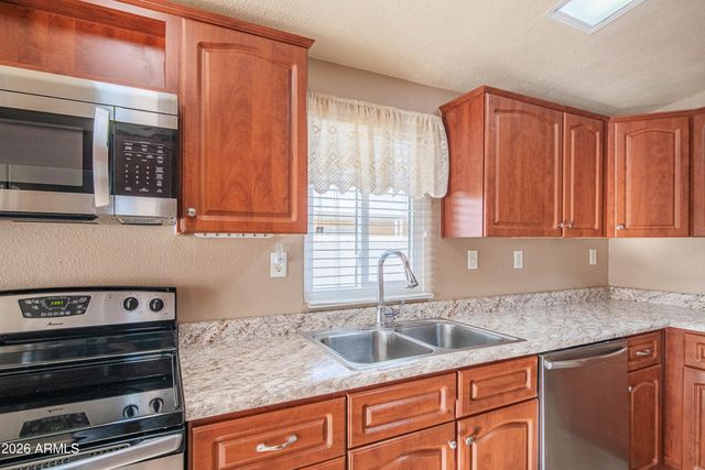 633 S 87TH Place, Mesa, AZ 85208