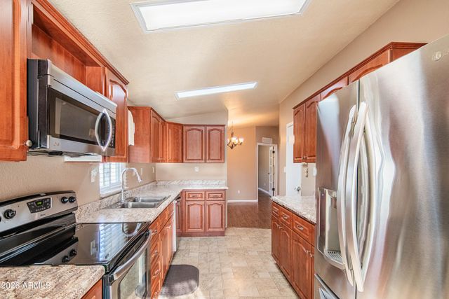 633 S 87TH Place, Mesa, AZ 85208