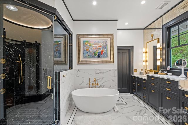 2100 The Plaza Road, Charlotte, NC 28205
