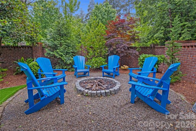 2100 The Plaza Road, Charlotte, NC 28205