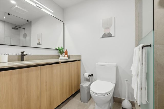 121 NE 5th St 3511, Miami, FL 33132